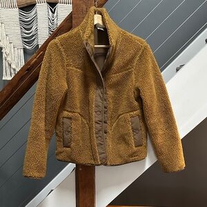 ll bean women’s sherpa fleece jacket small antique gold
